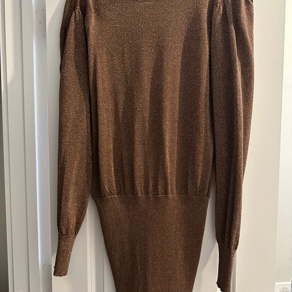 superdown Genia Off Shoulder Dress in Mocha - Picture 8 of 10